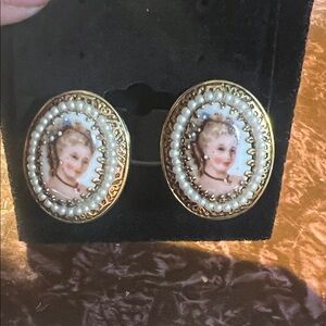 Vintage Gold and Pearl Cameo Earrings